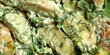 картофельный салат с заправкой из феты