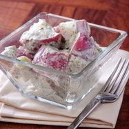 Рецепт Салата из молодого картофеля с голубым сыром, беконом и зеленым луком