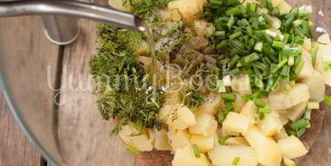 салат картофельный с зеленым луком