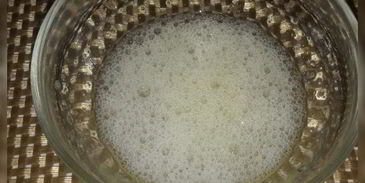 салат с картофелем, скумбрией и крекерами из отрубей