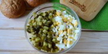 булочки, фаршированные салатом оливье