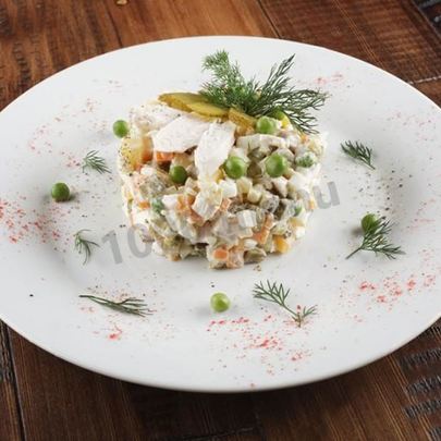 Классическое оливье c курицей