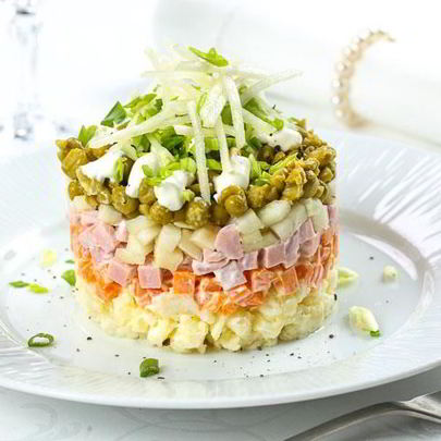 Оливье с грушей