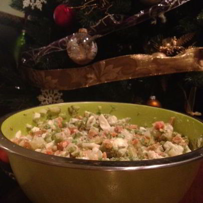 Оливье с колбасой