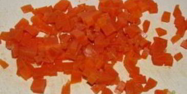 оливье с креветками и авокадо