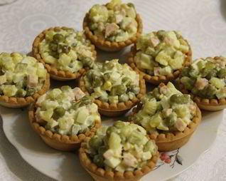 Оливье в тарталетках