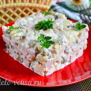 Рецепт Салата Оливье с колбасой без моркови