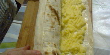 мимоза в рулете из лаваша