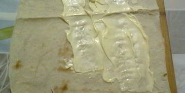 мимоза в рулете из лаваша