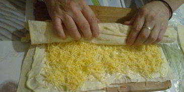 мимоза в рулете из лаваша