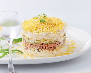 Оригинальный салат Мимоза