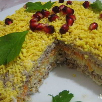 Салат Мимоза с консервой и сыром