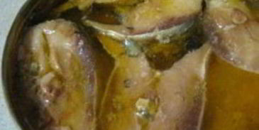 салат мимоза с консервой и сыром