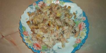 салат мимоза с копченой скумбрией