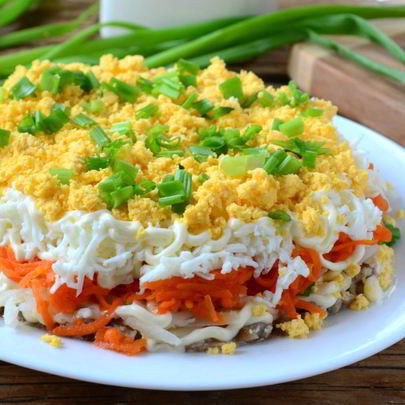 Салат Мимоза со скумбрией