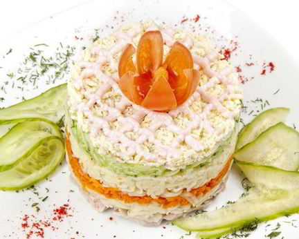 Салат мимоза со свежим огурцом