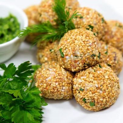 Салатные шарики