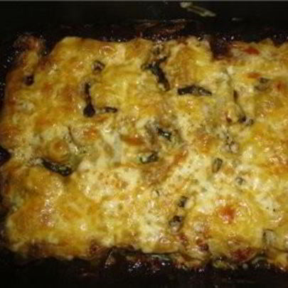 Мясо с сыром и майонезом под шубой