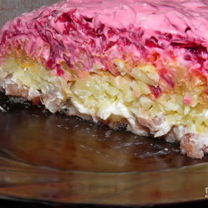 Новогодний салат Селедка под шубой