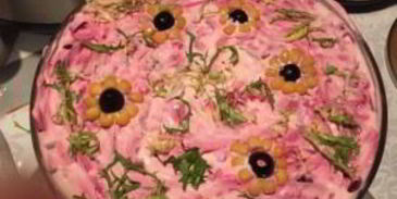 селедка под шубой с семгой и яблоком