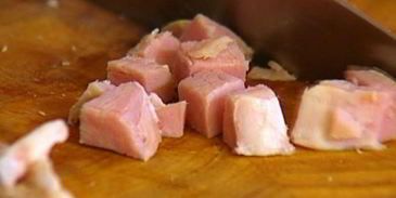 салат с чечевицей и бужениной