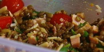 салат с чечевицей и бужениной