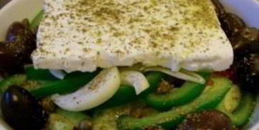 салат с фетаксой