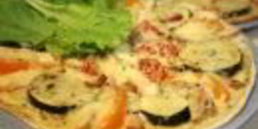 пицца на лаваше по мотивам салата цезарь