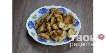 салат цезарь классический с курицей