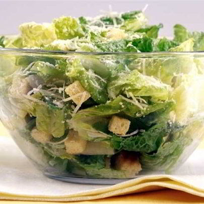 Салат Цезарь с кальмарами