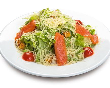 Салат Цезарь с красной рыбой