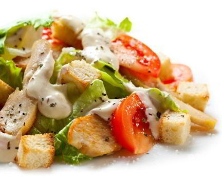 Салат Цезарь с креветками