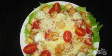 салат цезарь с креветками