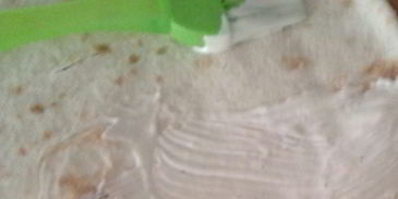 цезарь с чипсами из лаваша