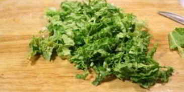 цезарь с курицей и сухариками