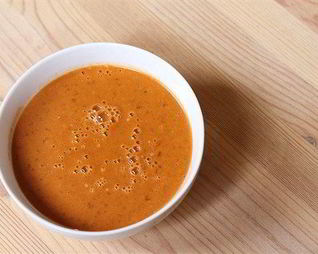 Пряный средиземноморский винегрет с морковным соком