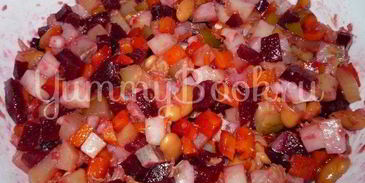 винегрет с сельдью и консервированной фасолью