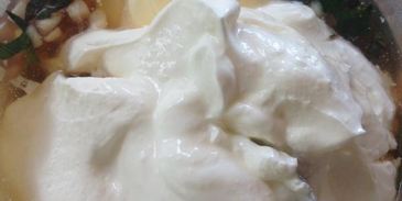 чесночно-базиликовый соус