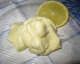 Вкусный и полезный домашний майонез с лимоном