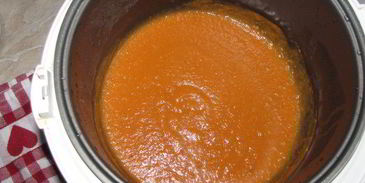 пряный кетчуп с яблоками и карри