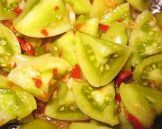 Маринованные зеленые помидоры в кисло-сладком, остром маринаде Закусон