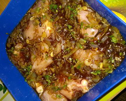 Пряный маринад со специями для мяса на гриле