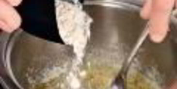 соусы бешамель и субиз