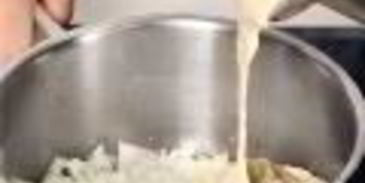 соусы бешамель и субиз