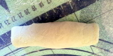 булочки с соусом песто