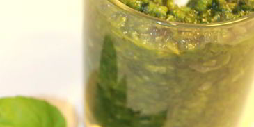 чесночно-базиликовый песто