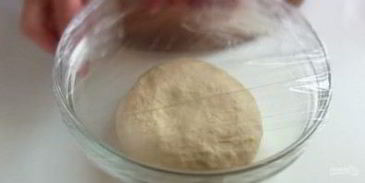 фокачча с соусом песто