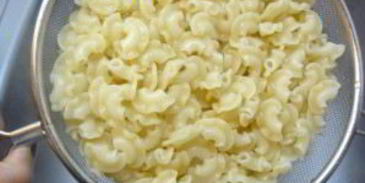 макароны с соусом песто