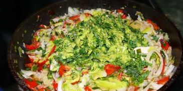 овощи пассированные с соусом песто