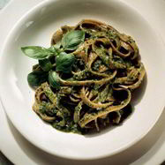 Рецепт Пасты с соусом песто из рукколы и грецких орехов
